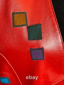 Veste turque vintage en cuir rouge avec motif de rose, œuvre d'art portable, peinte à la main pour femmes.