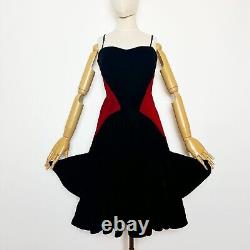 Veuve Noire Vintage des années 90 Robe de cocktail en velours rouge et noir à bustier à baleines et volants taille XS