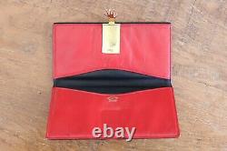 Vintage Gucci Black Leather With Red Accent Gold Hand Clasp Clutch Wallet